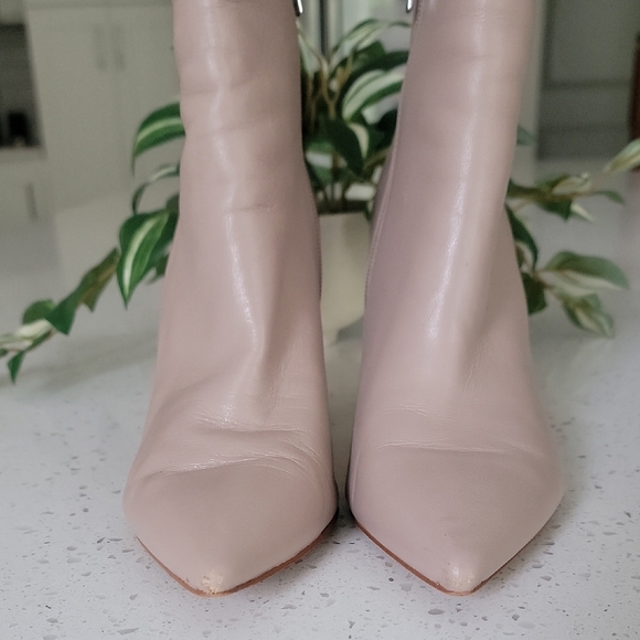 Marc Fisher Pink Heeled Boots with Chunky Block Heel - Picture 4 of 9